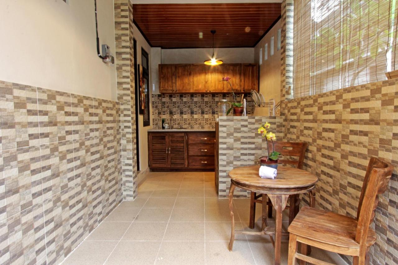 Sari House Ubud - Balinese Style Homestay Bagian luar foto