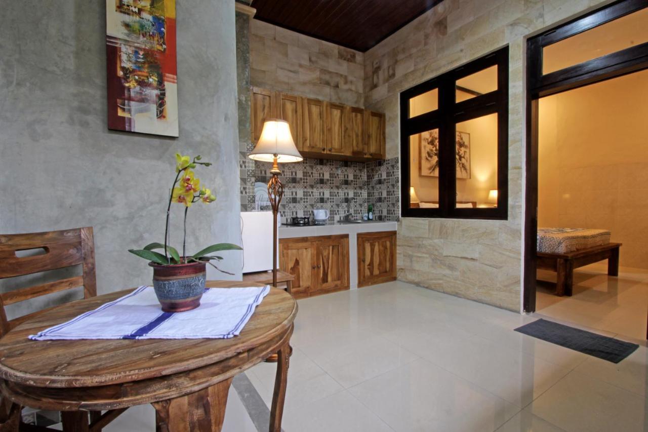 Sari House Ubud - Balinese Style Homestay Bagian luar foto