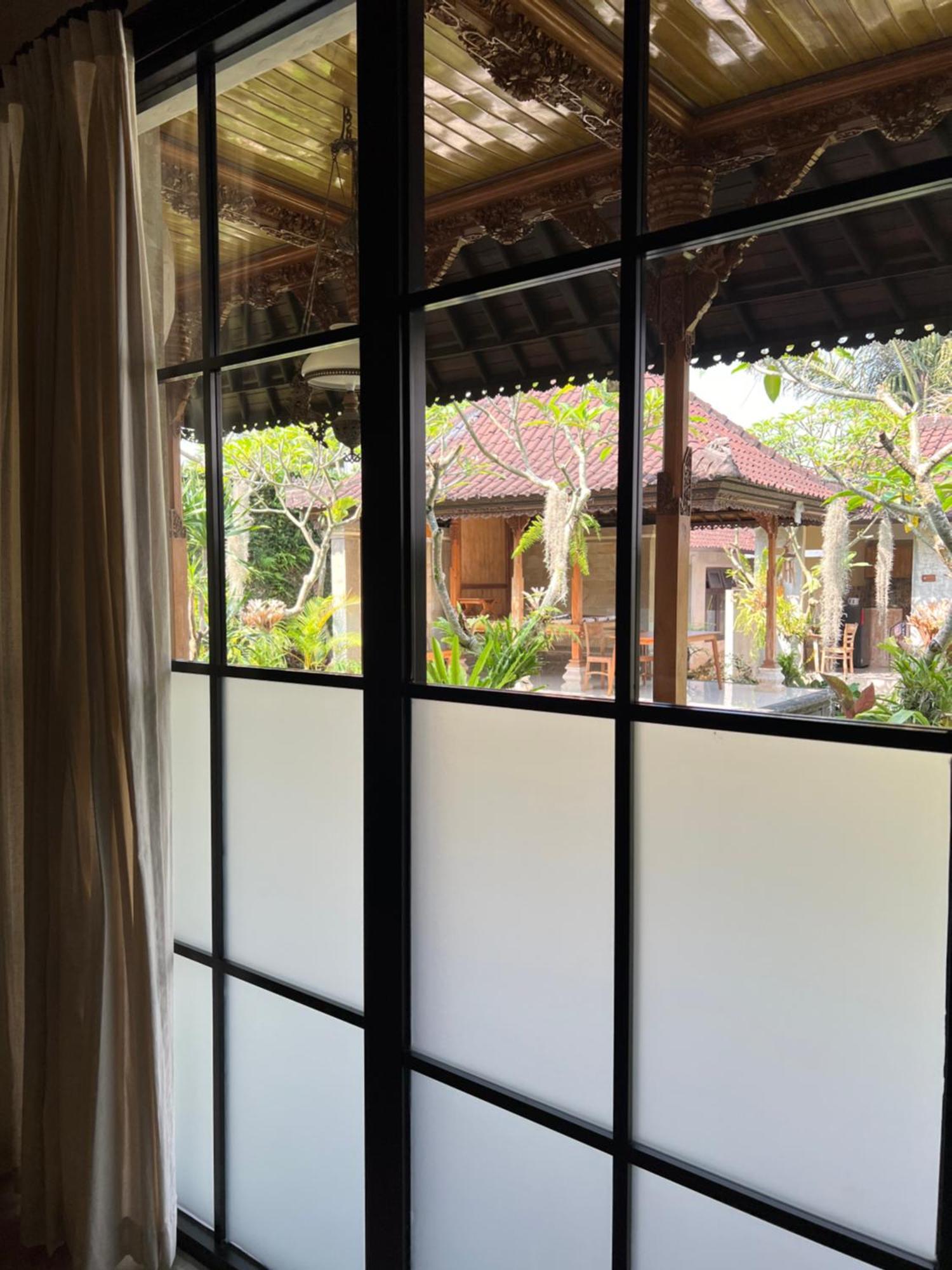 Sari House Ubud - Balinese Style Homestay Bagian luar foto